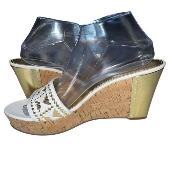 Marc Fisher White / Gold Metallic Woven Leather Cork Wedge Heels Sandals 9.5 - Picture 5 of 5